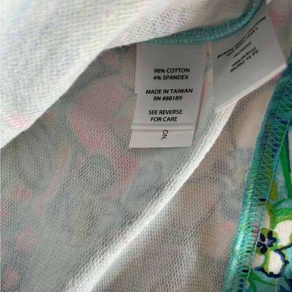 Disney Parks x Lilly Pulitzer x Cinderella Pullover Sweatshirt - Picture 10 of 13